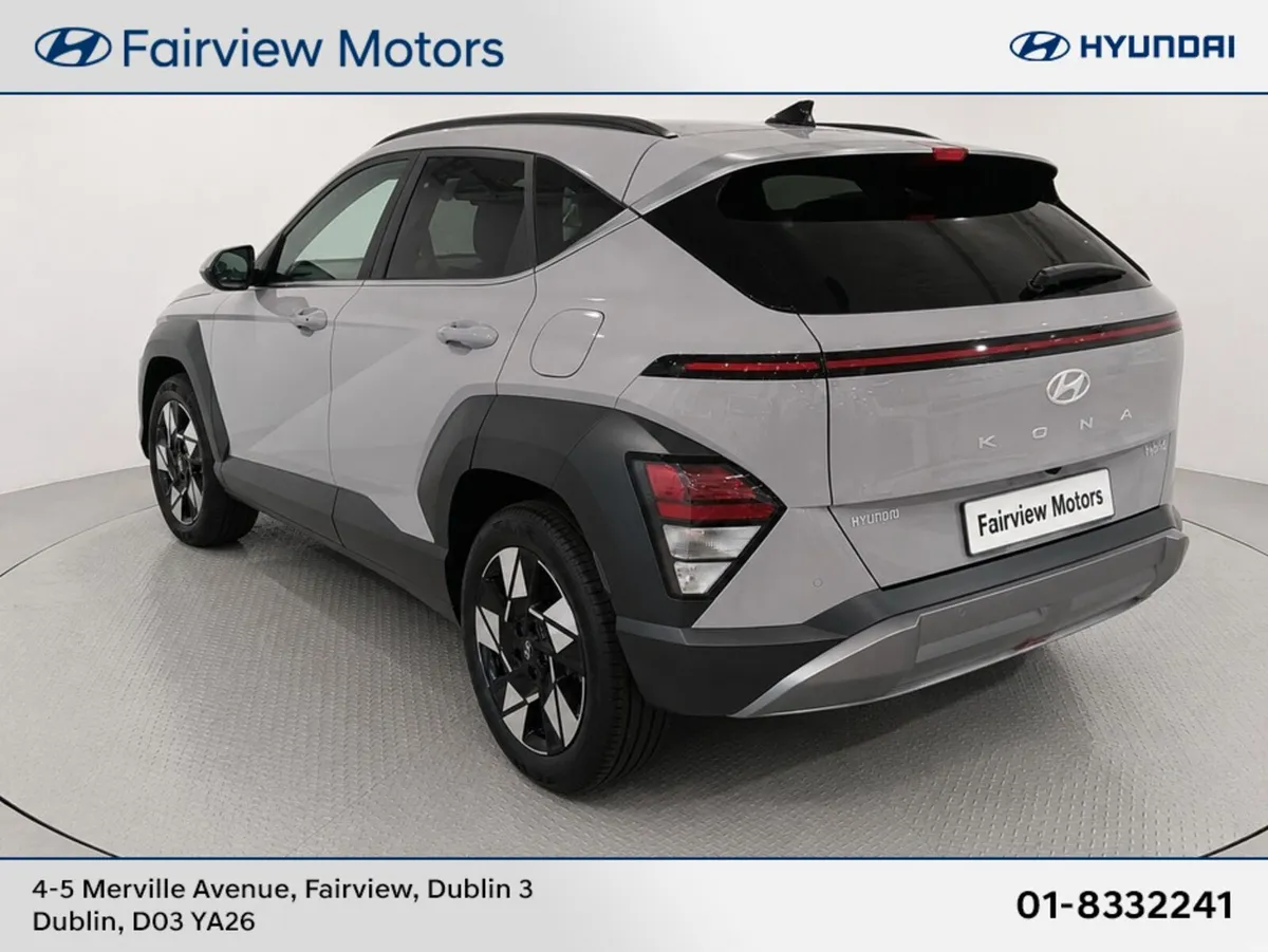 Hyundai KONA ELEGANCE HYBRID ** SHOWROOM DISPLAY M - Image 4