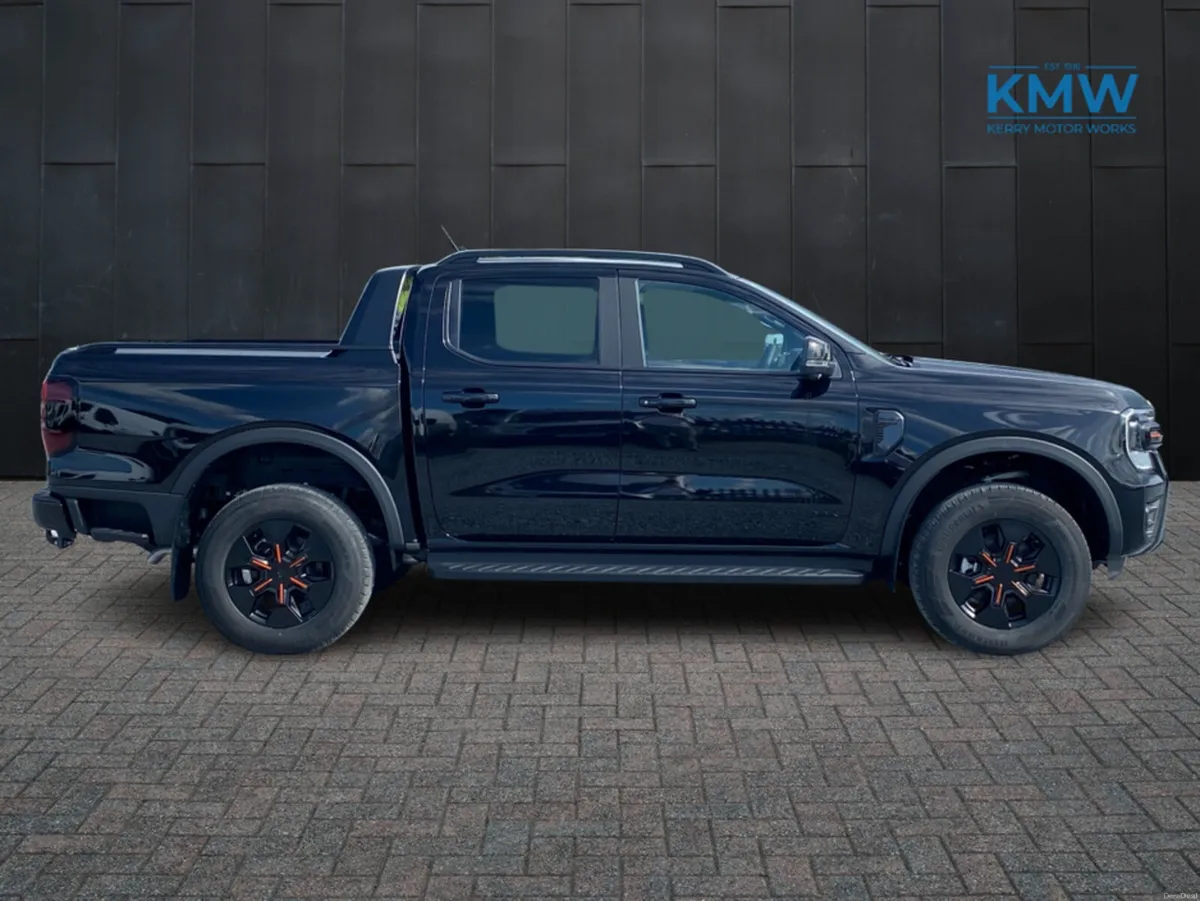 Ford Ranger WILDTRAK PHEV - Image 4