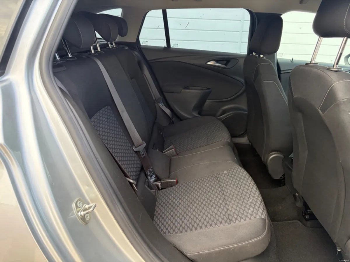 Opel Astra SPORTS TO TOURER SC 1.6 CDTI 110PS 5DR - Image 5