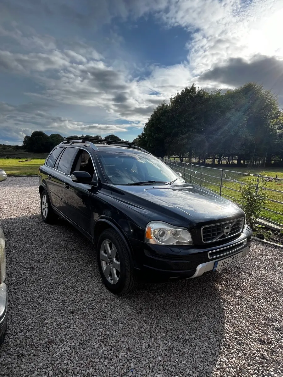 Volvo XC90 2014 - Image 2