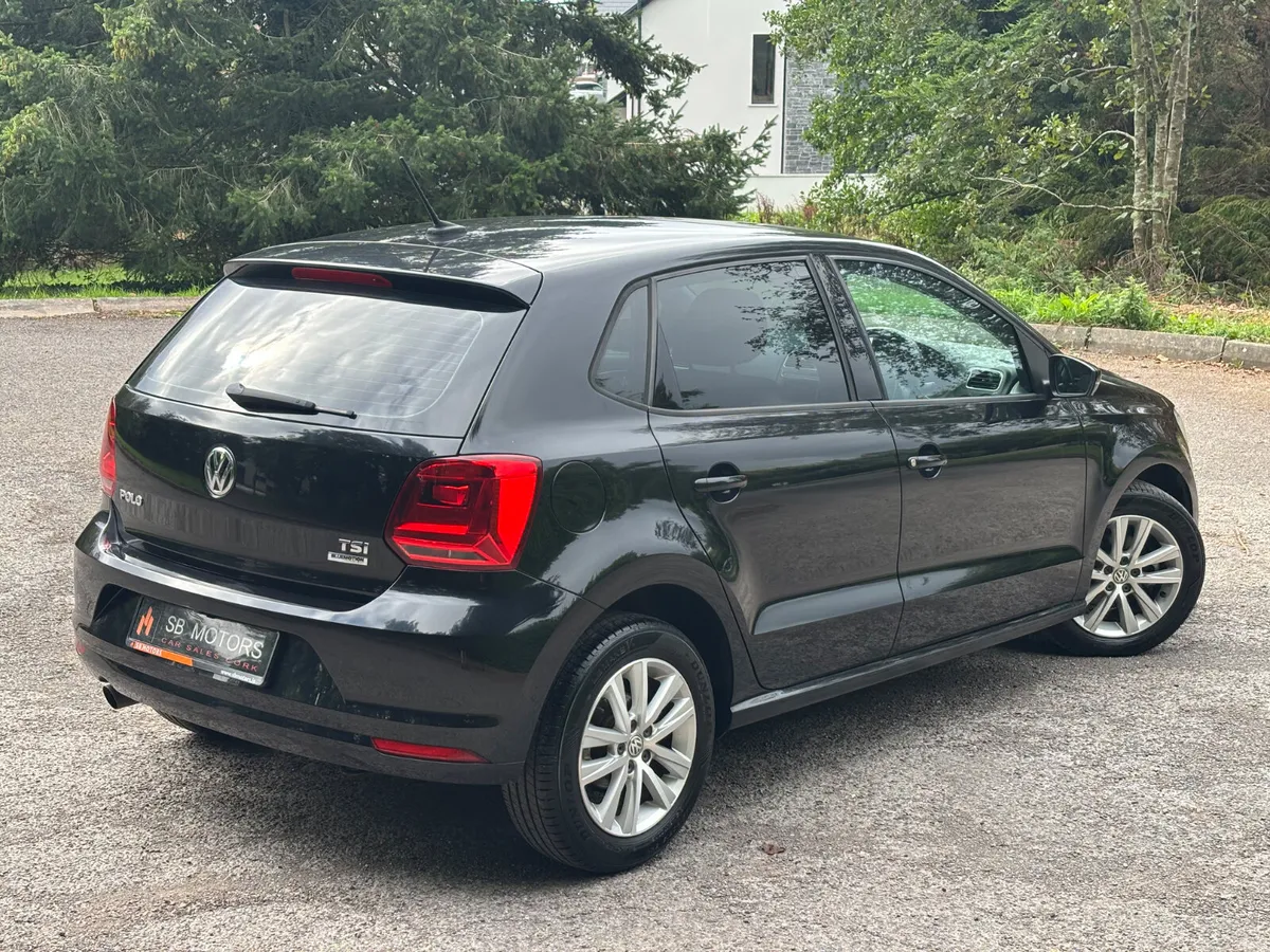 Volkswagen Polo 2017 - Image 6