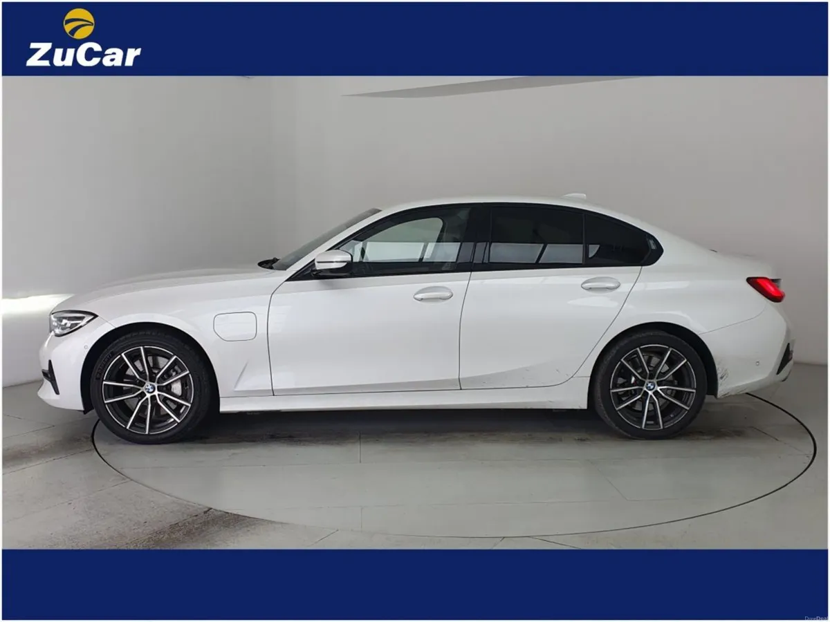 BMW 3-Series 330e Sport Pro Auto - Image 5