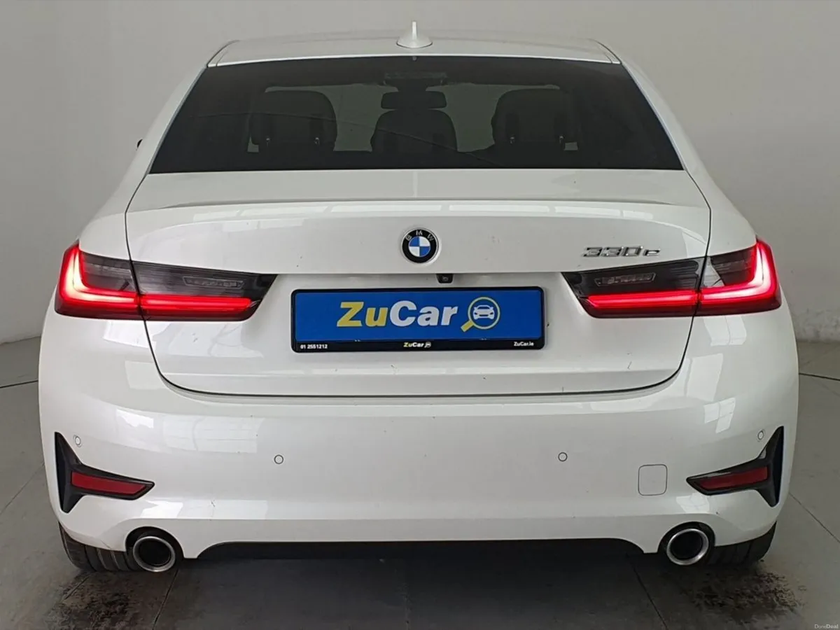 BMW 3-Series 330e Sport Pro Auto - Image 4
