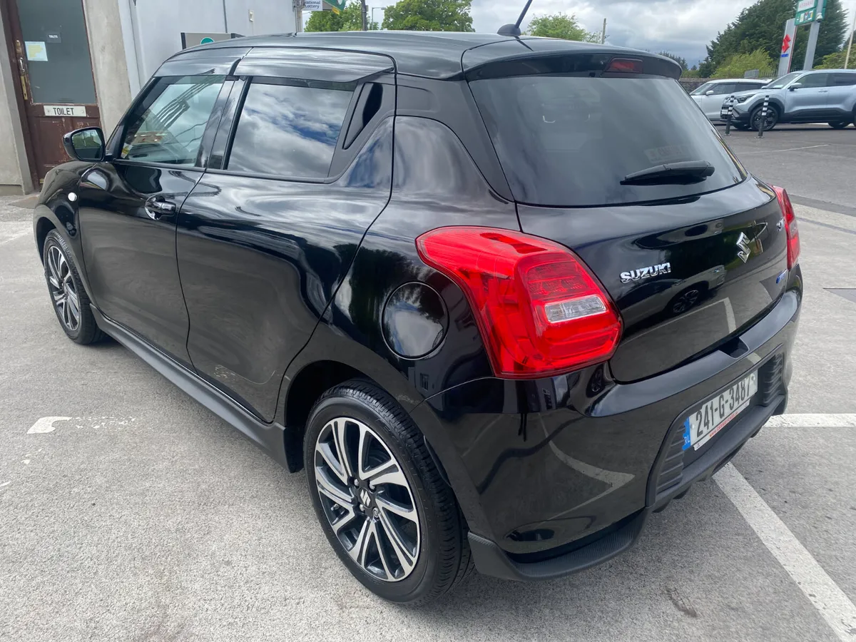 Suzuki Swift **BLACK EDITION** - Image 6