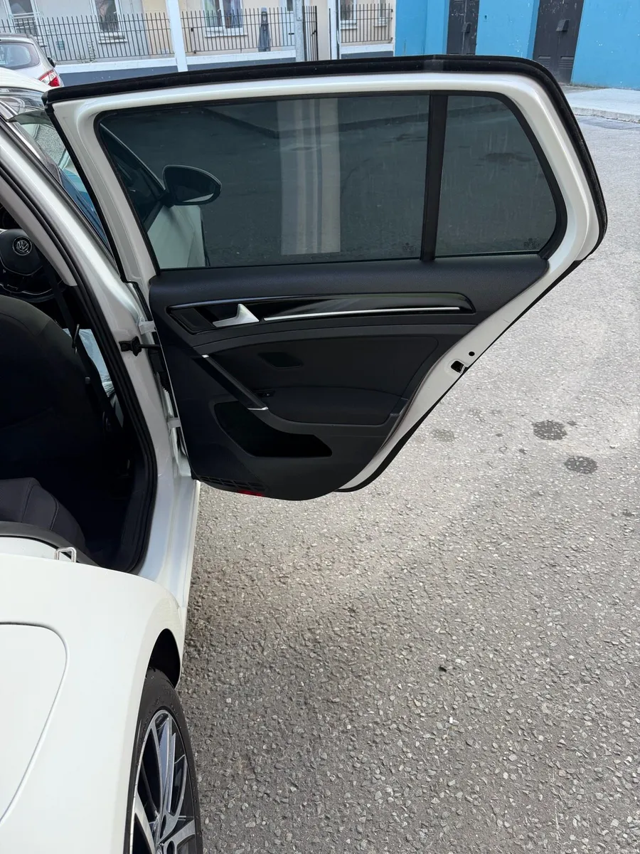 2016 VW Golf 1.4 TSI HIGHLINE - Image 4