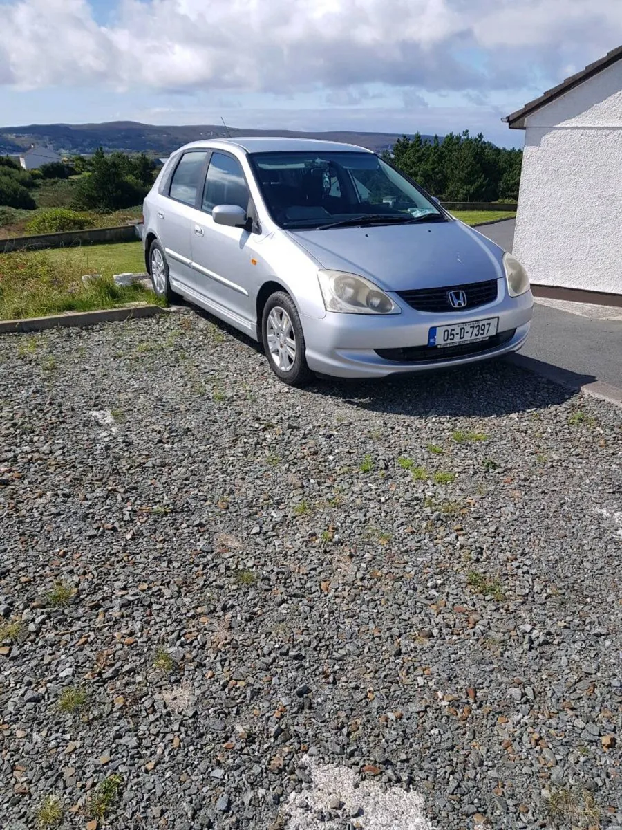 Honda Civic 2005 - Image 1