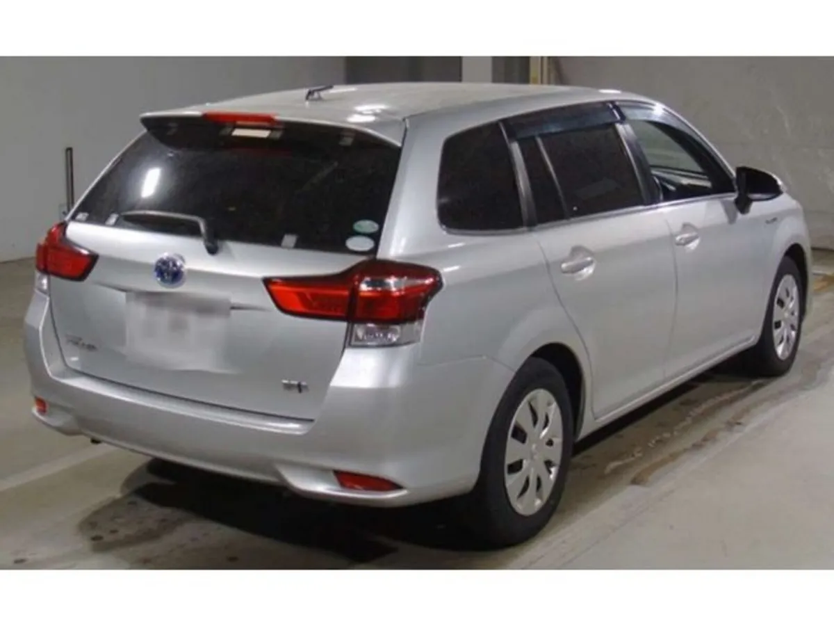 Toyota Other 1.5 Corolla Fielder - Image 2