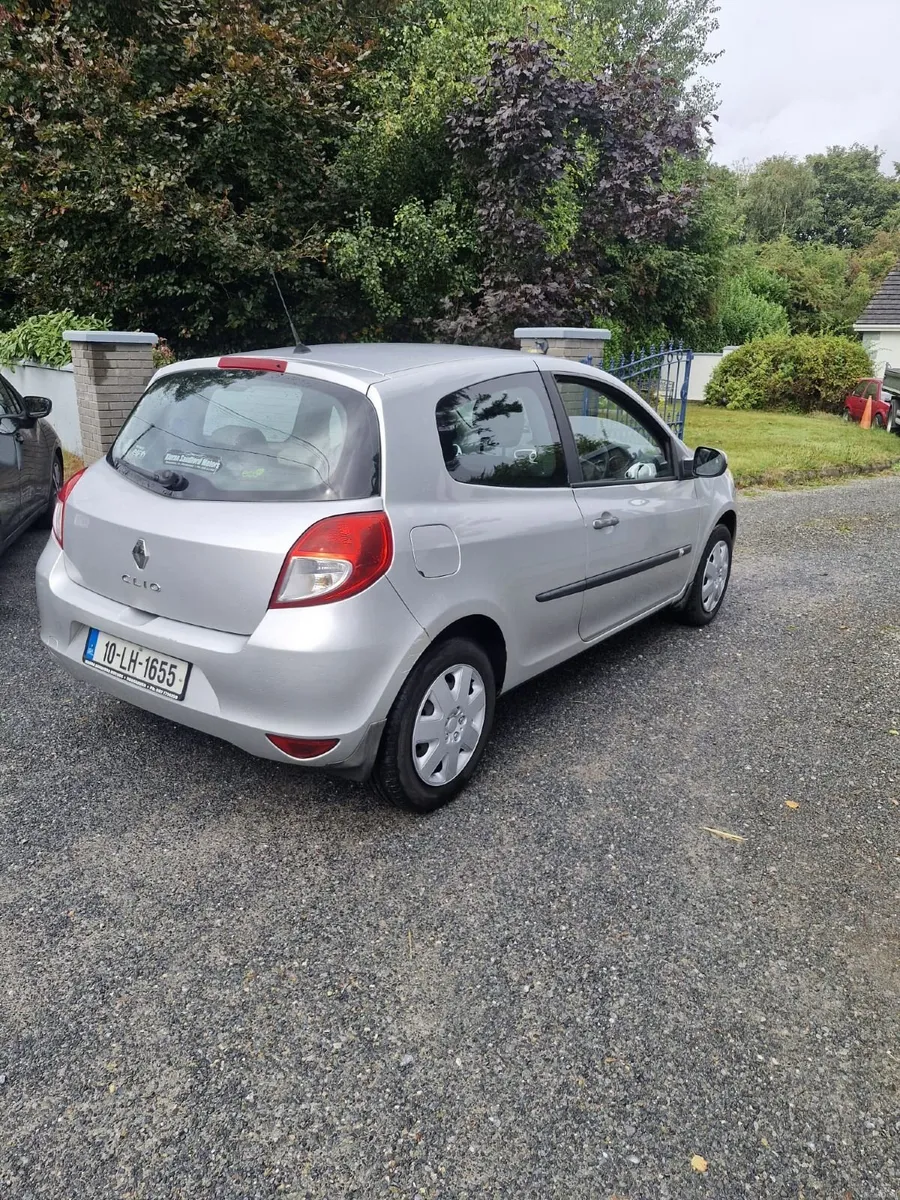 Renault Clio 2010 - Image 5