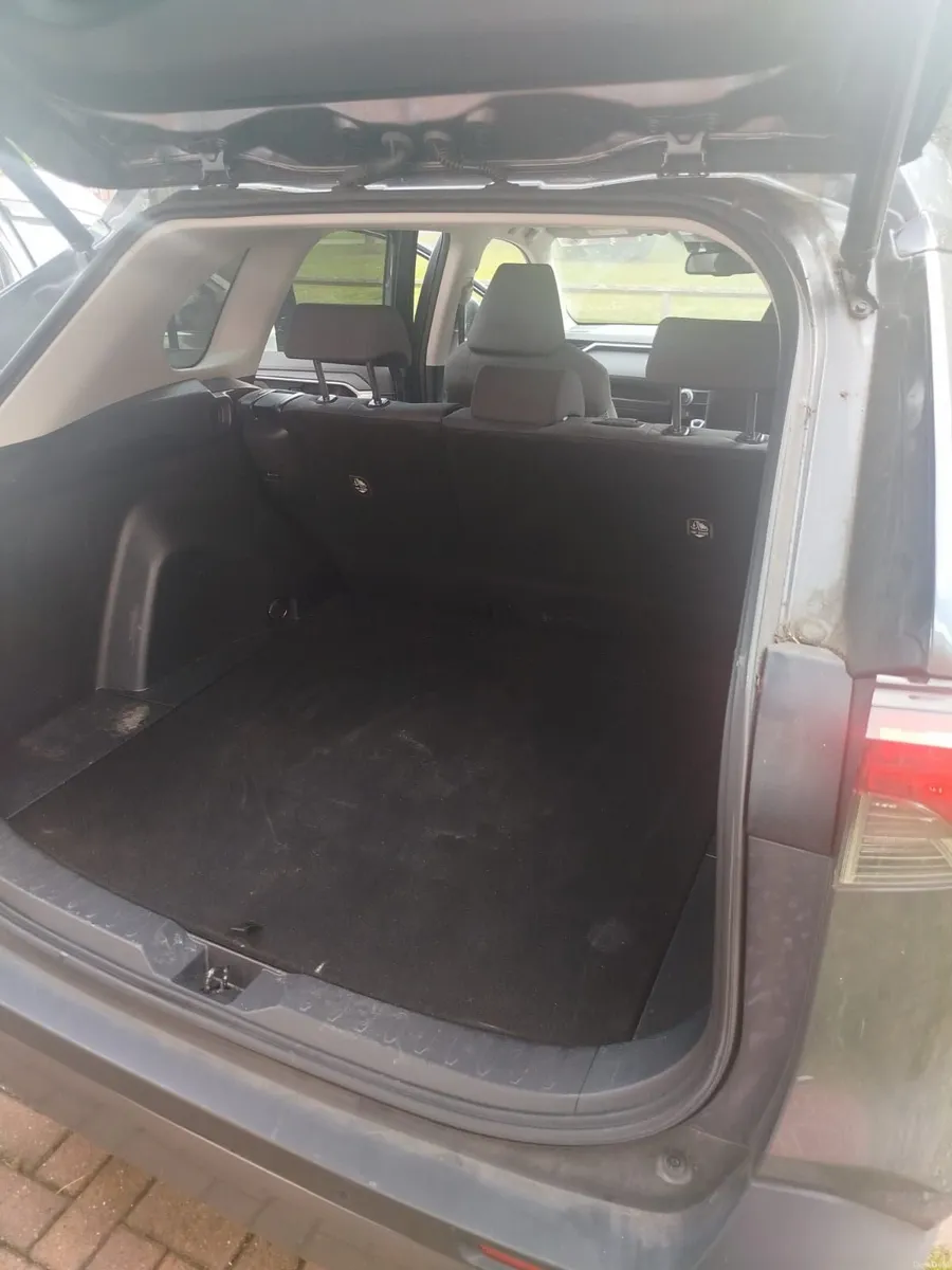 Toyota RAV4 2019 - Image 5