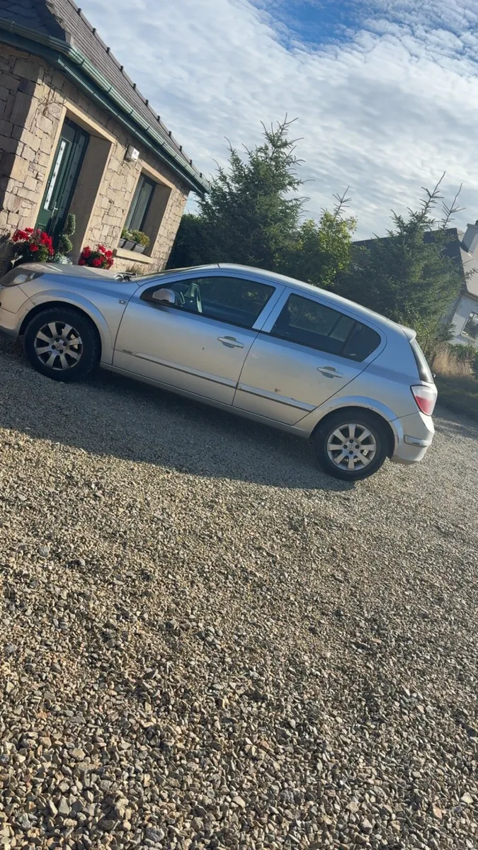 Opel Astra - Image 2