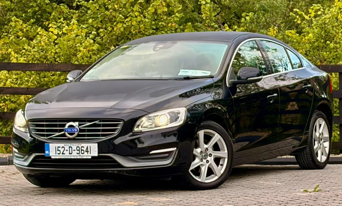 Volvo S60 Automatic immaculate condition - Image 2