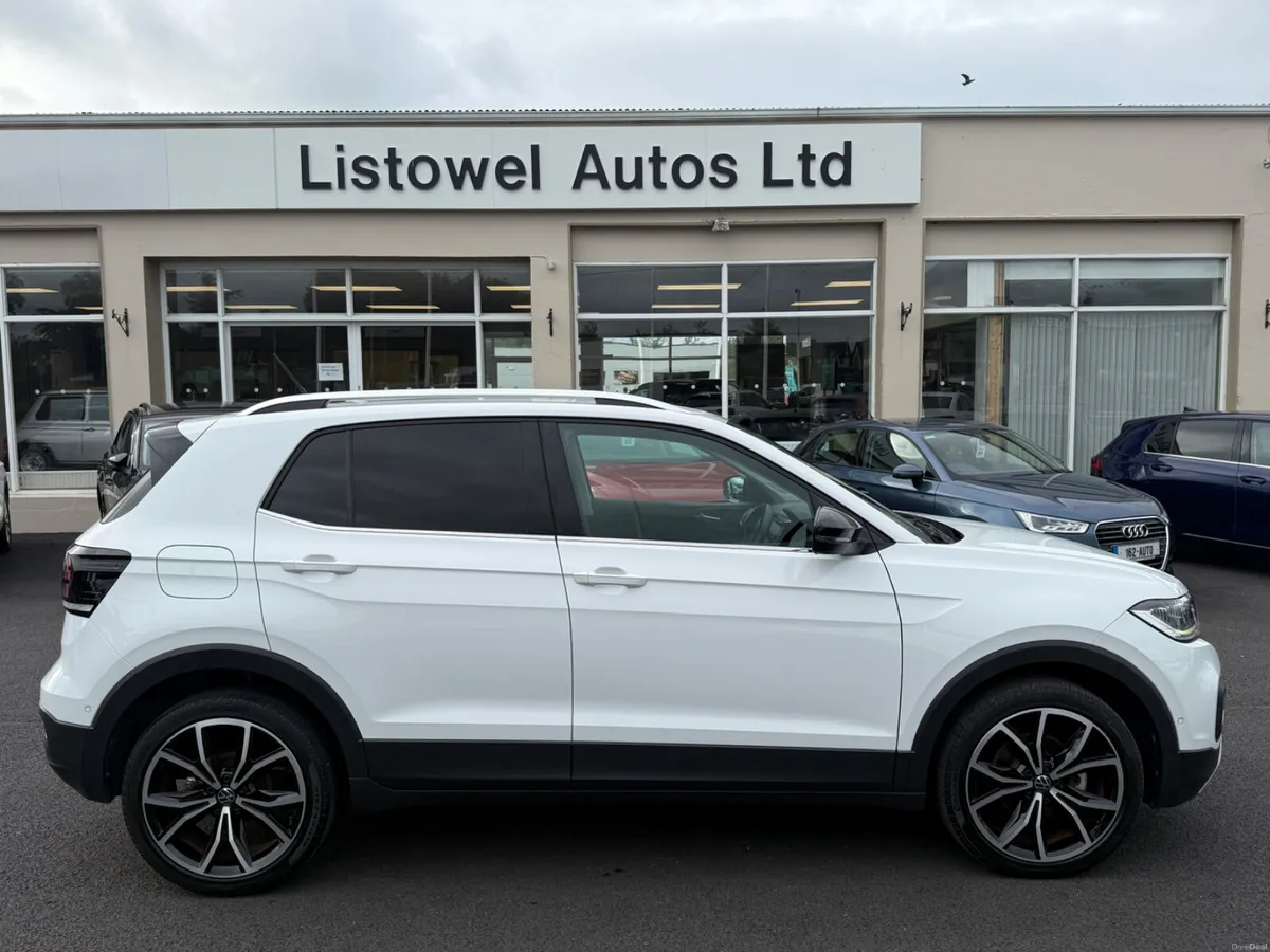 211 VW T-CROSS STYLE 1.0 AUTOMATIC PETROL 116BHP - Image 1