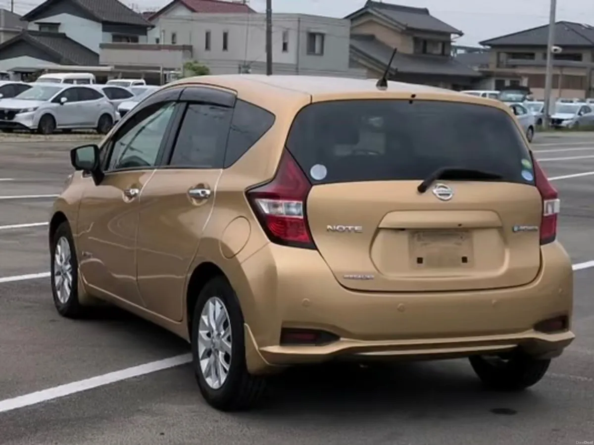 Nissan Note 2017 (unique colour&condition) - Image 3