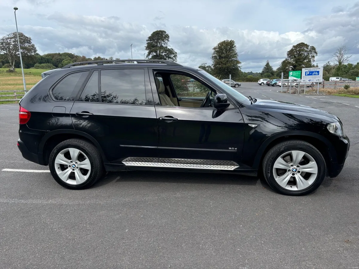 BMW x5 - Image 1