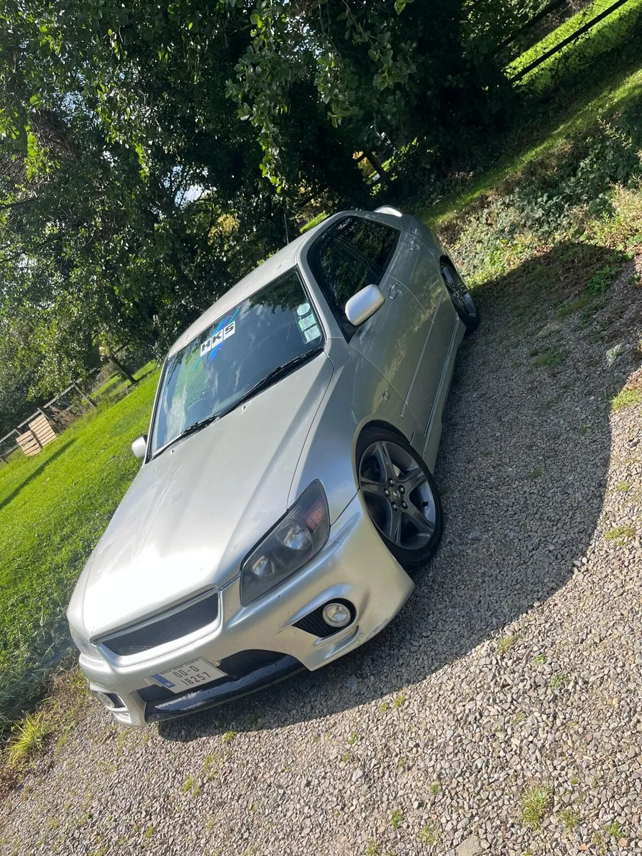 Lexus is200 - Image 3