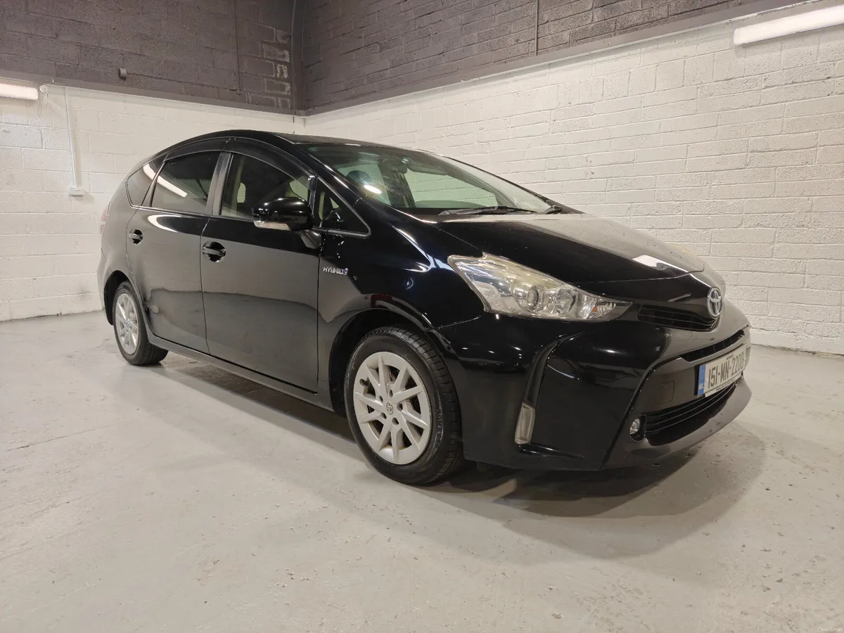 2015 TOYOTA PRIUS 7 SEATER HYBRID AUTOMATIC - Image 1