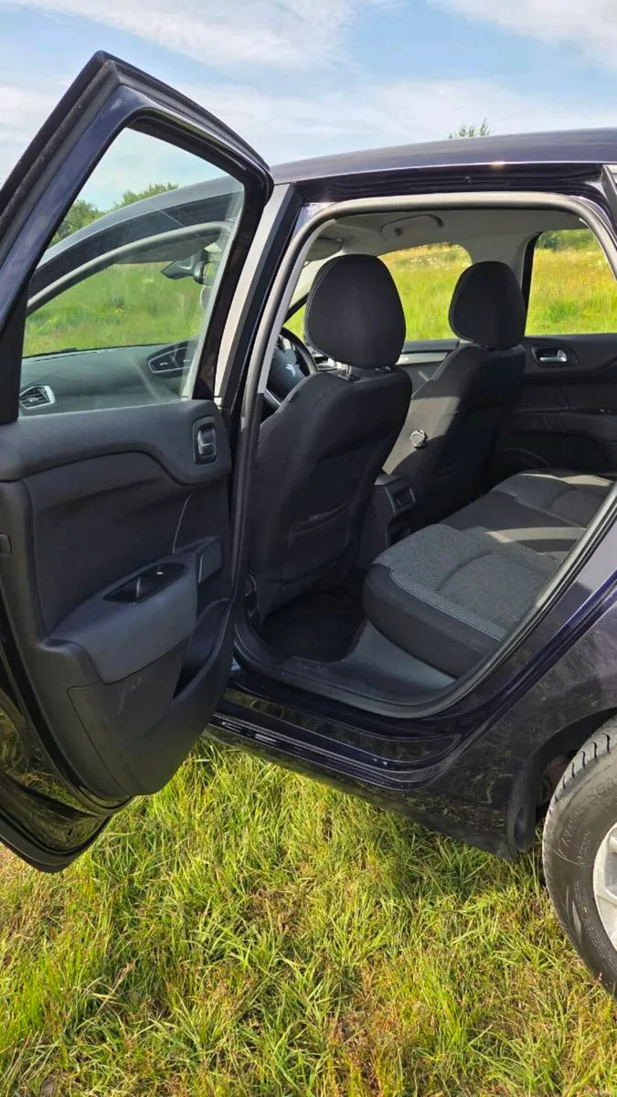 Citroën C4 Automatic 1.6 HDI 2016 - Image 6