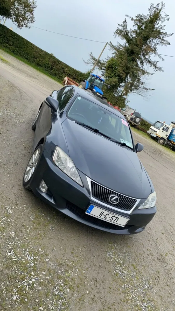 Lexus IS220D - Image 3