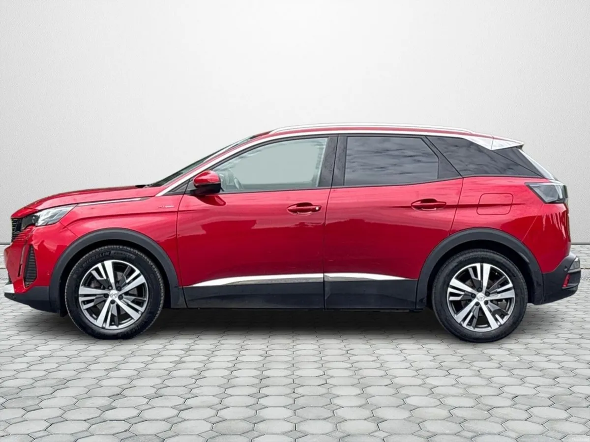 Peugeot 3008 HYBRID2 PHEV 225bhp Allure - Image 5