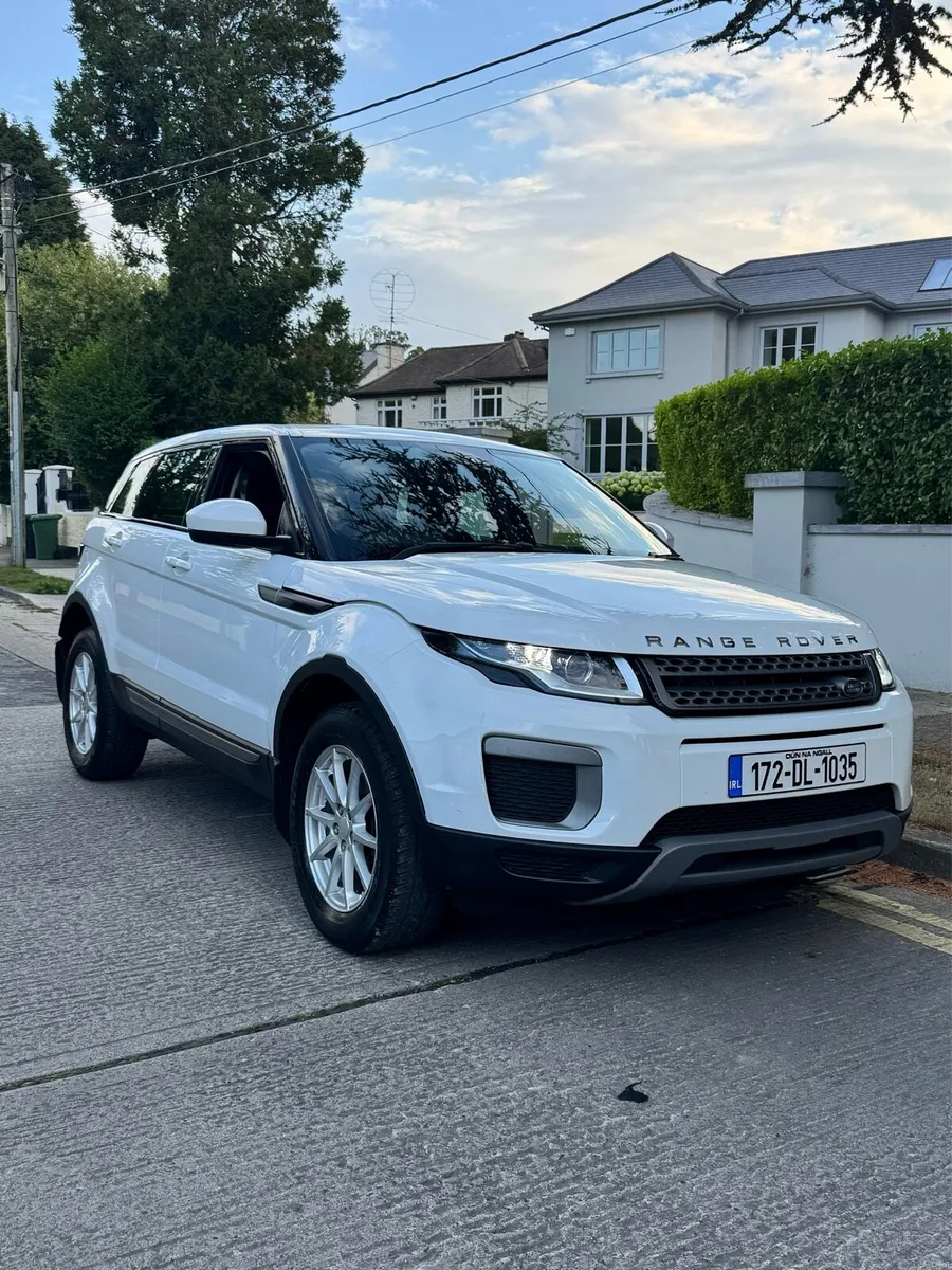 Range Rover Evoke (2028 NCT) - Image 1