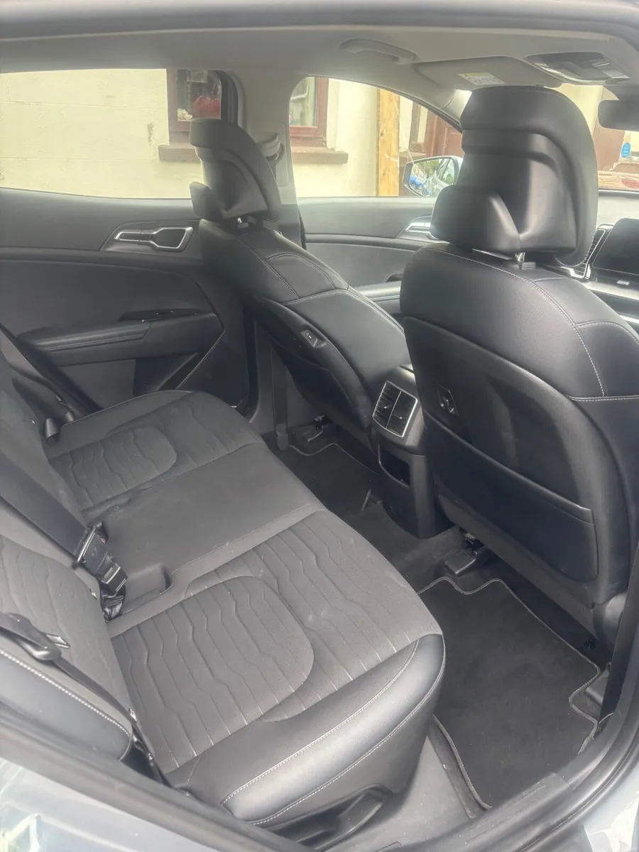 Kia Sportage 2023 - Image 3
