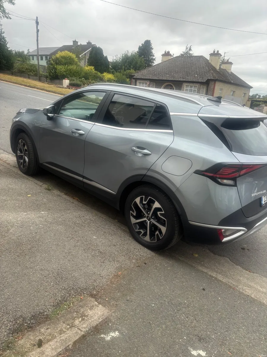 Kia Sportage 2023 - Image 6