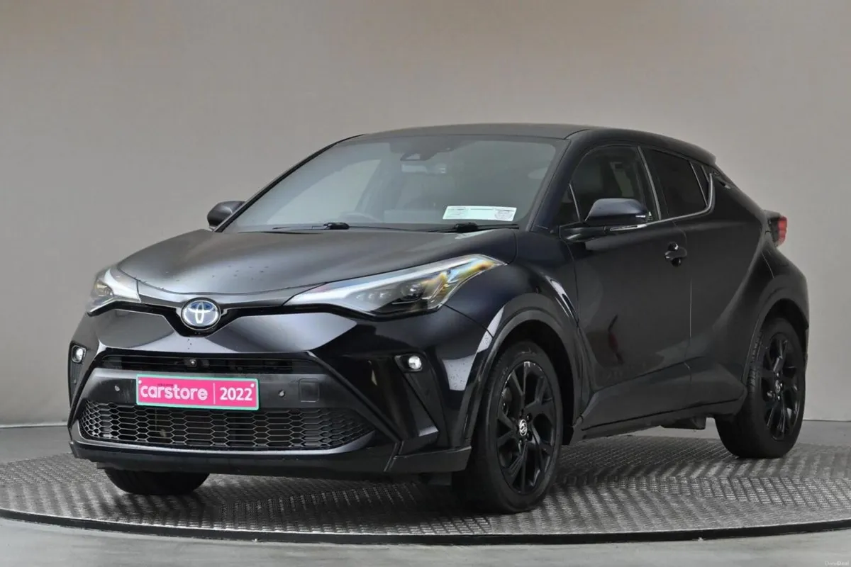 Toyota C-HR 1.8 HYBRID **HALF LEATHER**360 PAN CAM - Image 3