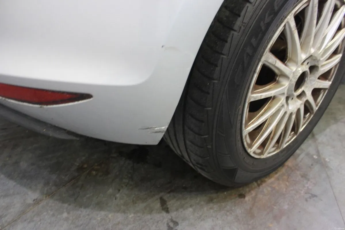 Volkswagen Golf 1.6 TDI 90HP TRENDLINE - TENDER 16 - Image 6