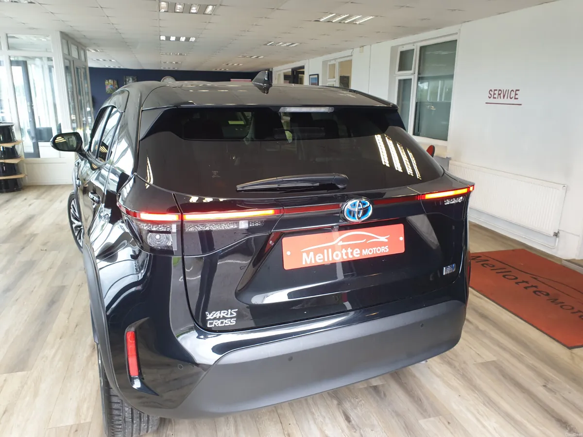 2021 TOYOTA YARIS CROSS 1.5 AUTO HYBRID - Image 6