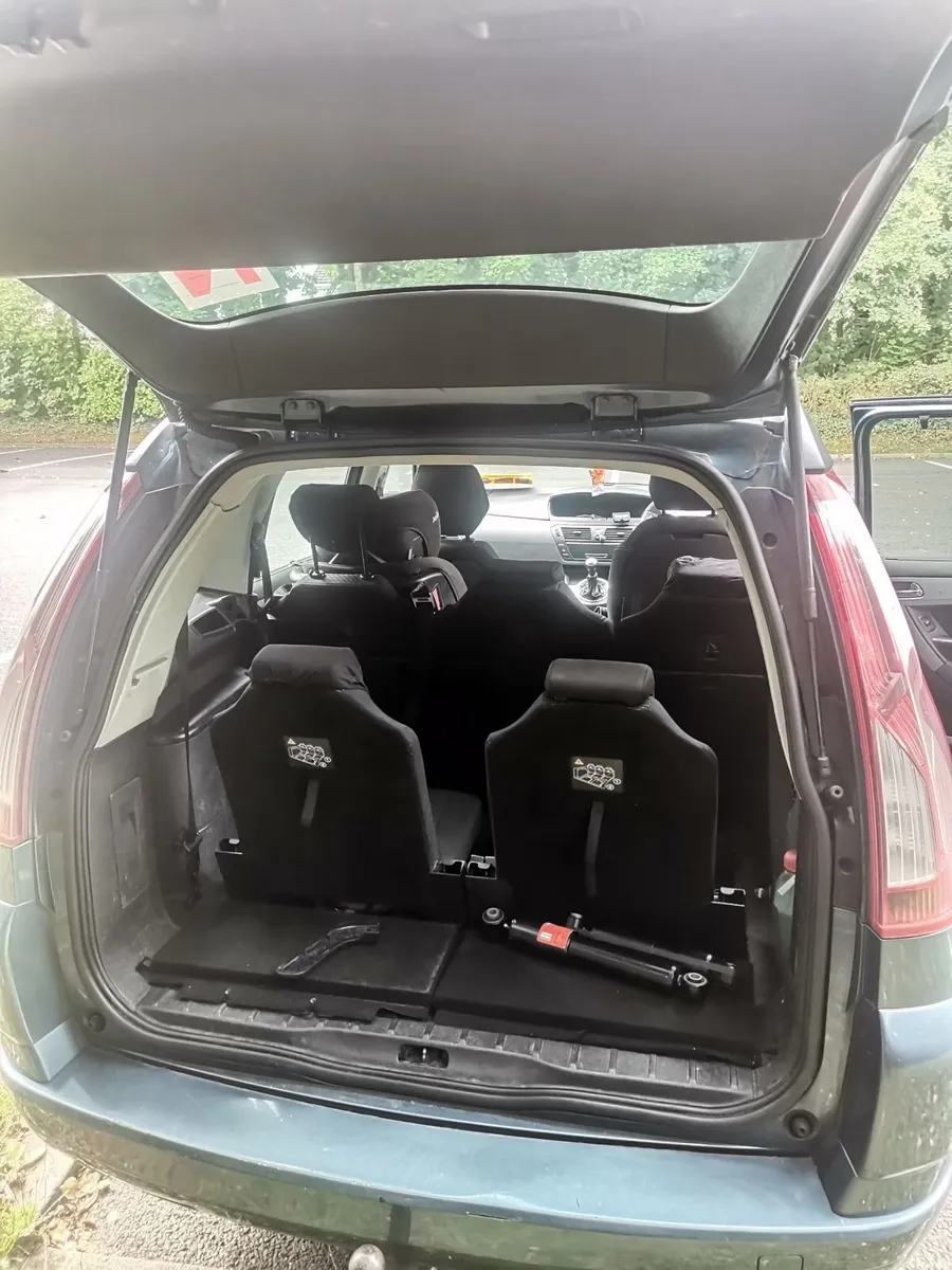 Citroen C4 Grand Picasso 7 seater - Image 2