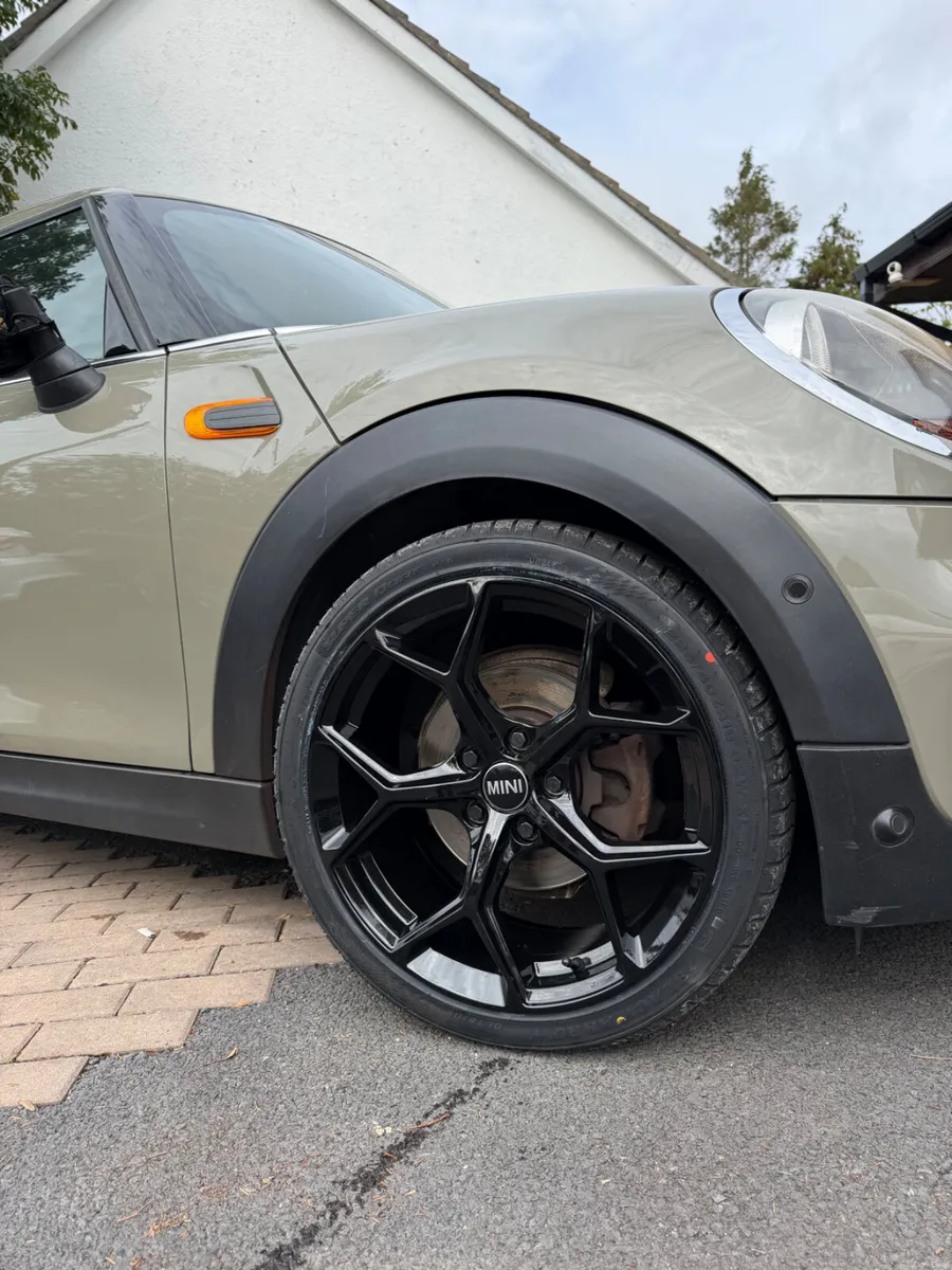 Mini 2018 1.5 Auto - Image 4
