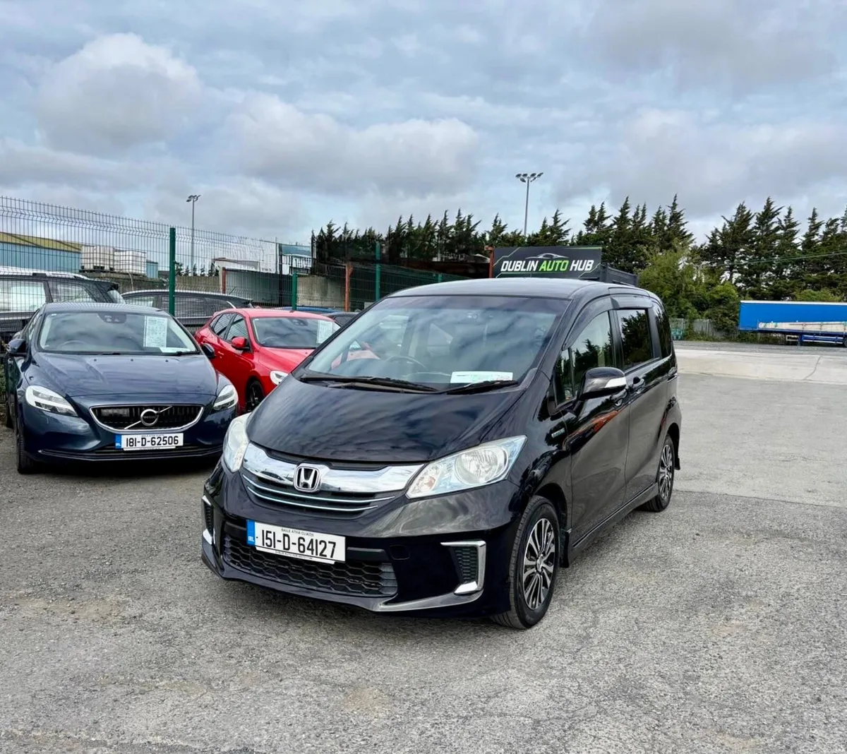 HONDA FREED 1.5 PETROL HYBRID AUTOMATIC 6 SEATER - Image 1