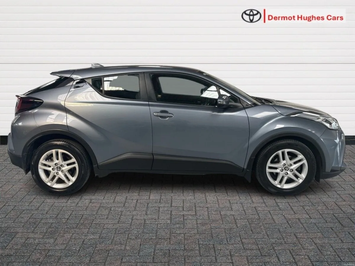 Toyota C-HR 1.8 - Image 3