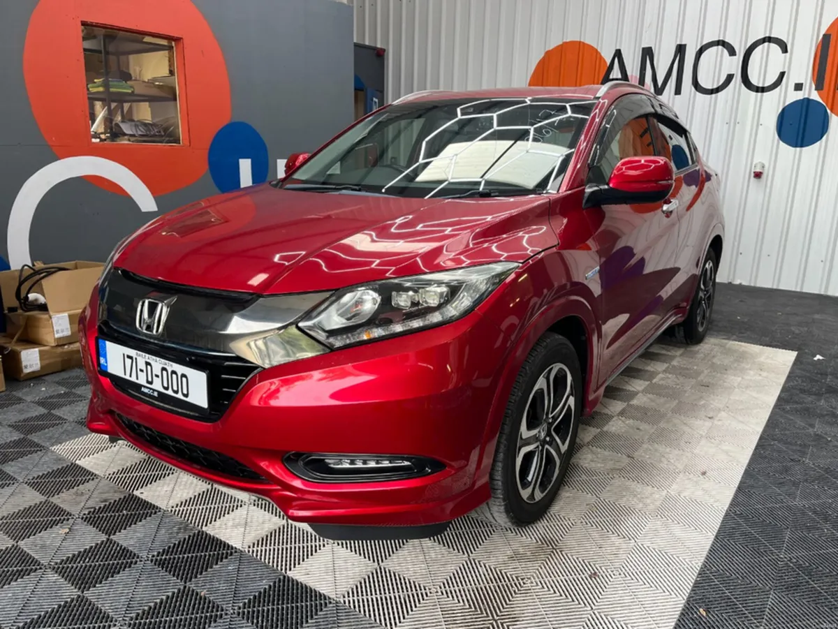 Honda Vezel 2017 HONDA VEZEL HYBRID Z 1.5 AUTOMATI - Image 6