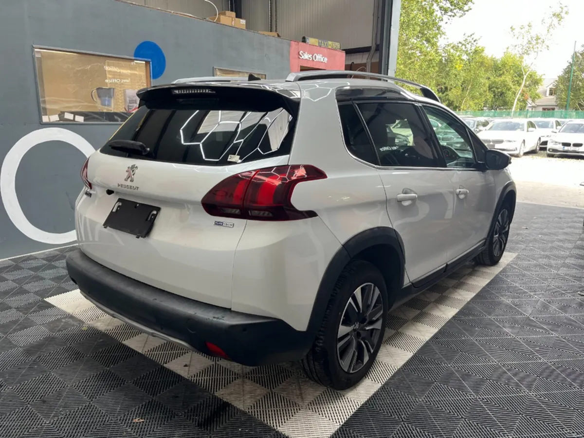 Peugeot 2008 2017 PEUGEOT 2008 ALLURE 1.2 AUTOMATI - Image 3