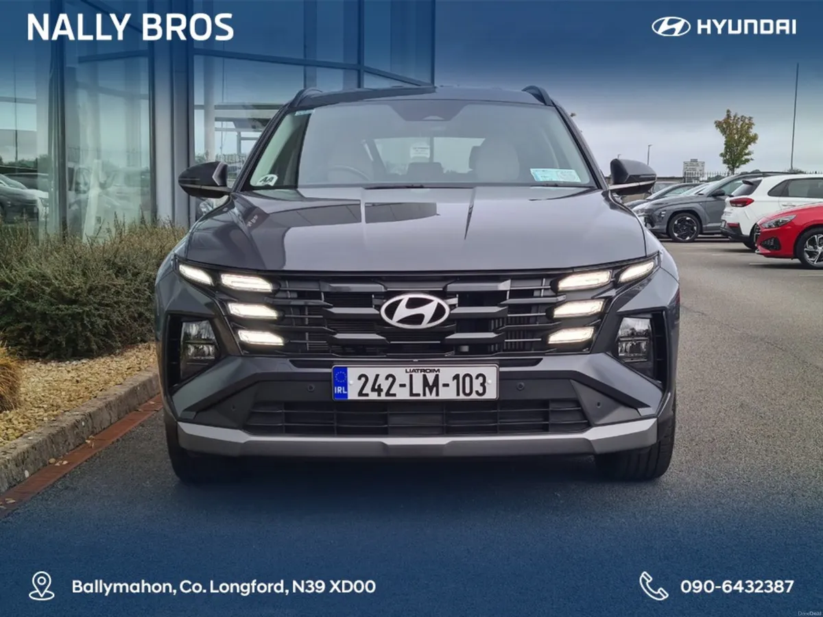 Hyundai Tucson EXECUTIVE 5DR - Image 2