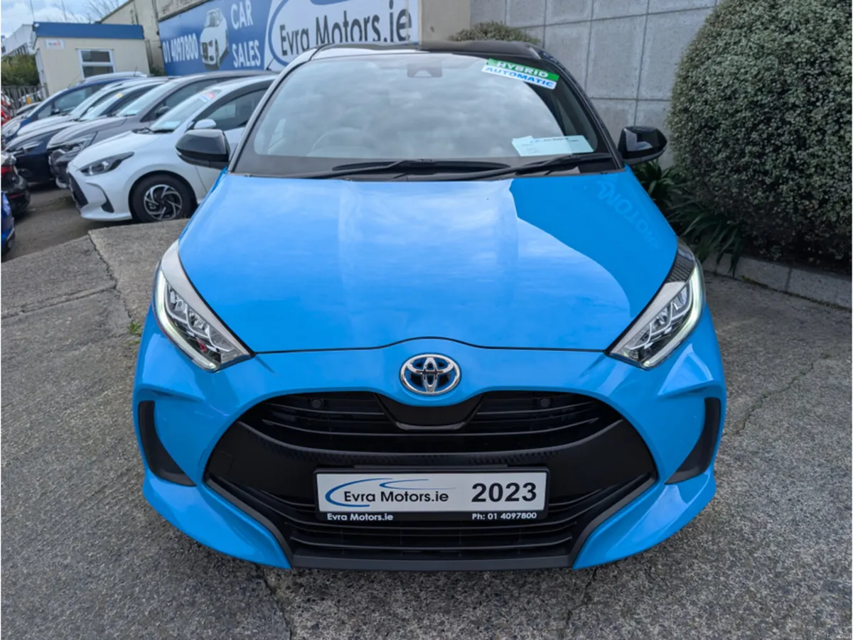 Toyota Yaris Z HYBRID AUTOMATIC 1.5 PETROL //LOW M - Image 2