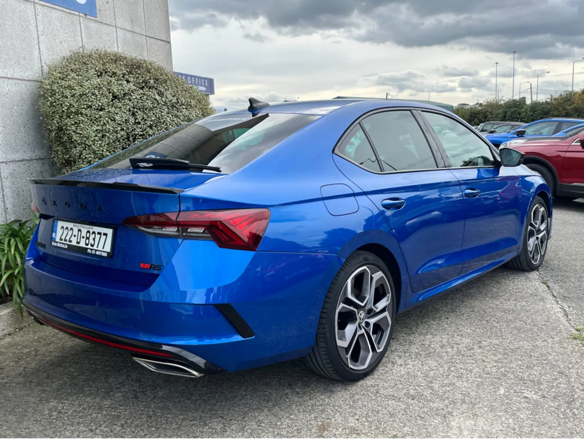 Skoda Octavia VRS AUTOMATIC 2.0 DIESEL //HEATED SE - Image 4