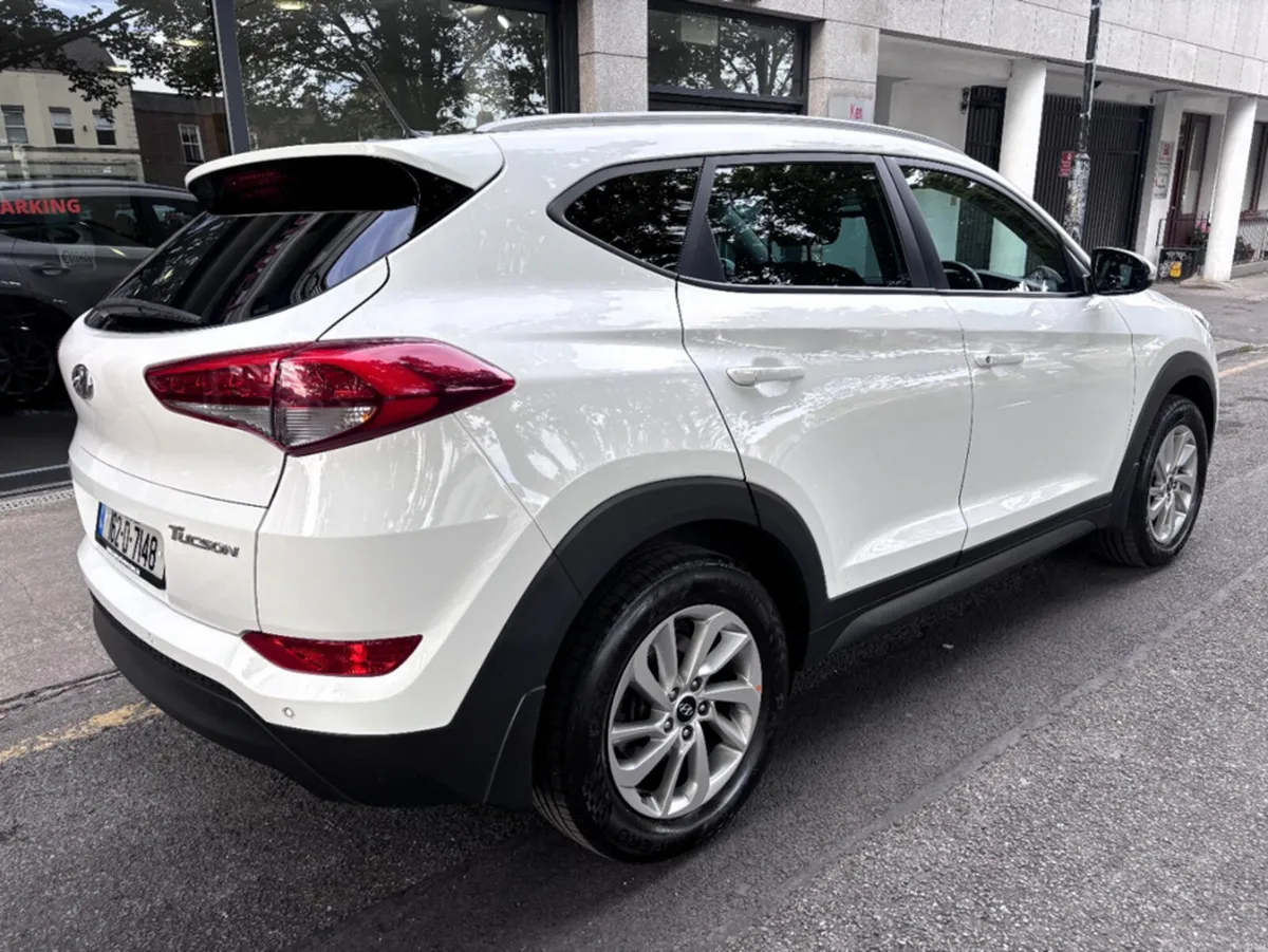 Hyundai Tucson COMFORT PLUS 5DR - Image 2