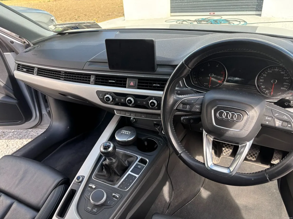 Audi A4 2.0 TDI SE Ultra - Image 4