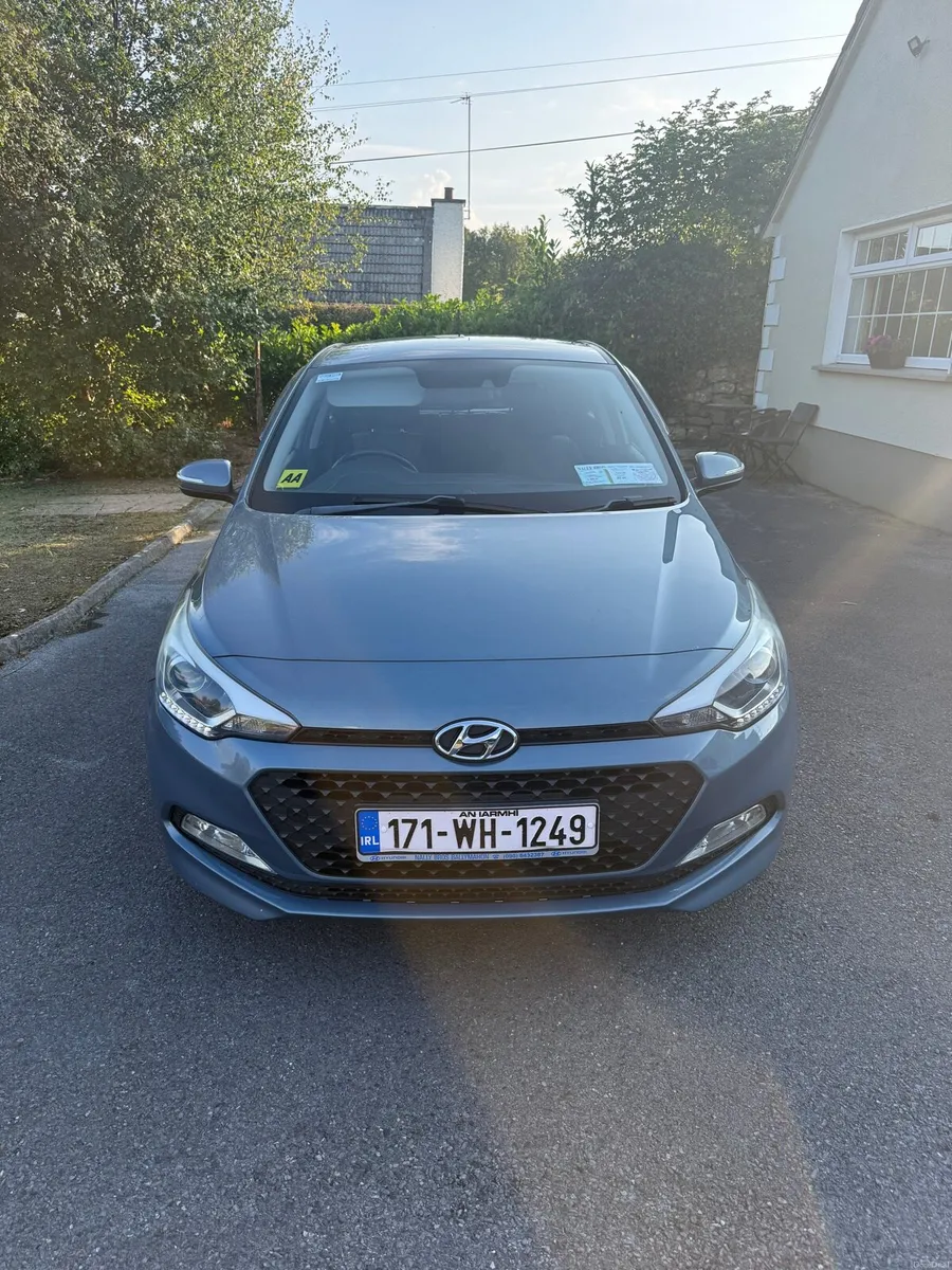 Hyundai i20 1.2 Deluxe - Image 2