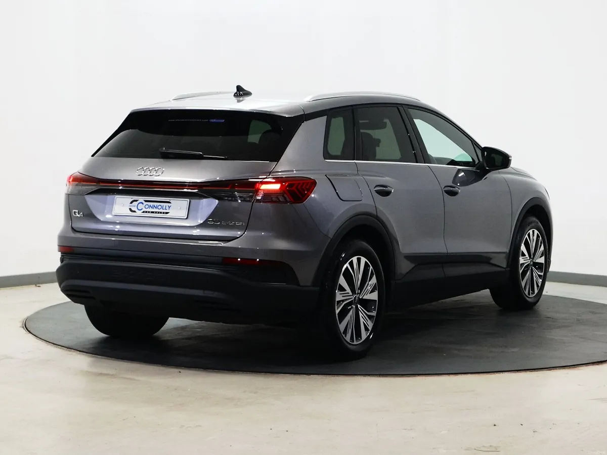 *38* 2023 Audi Q4 e-tron ADVANCE - Image 3