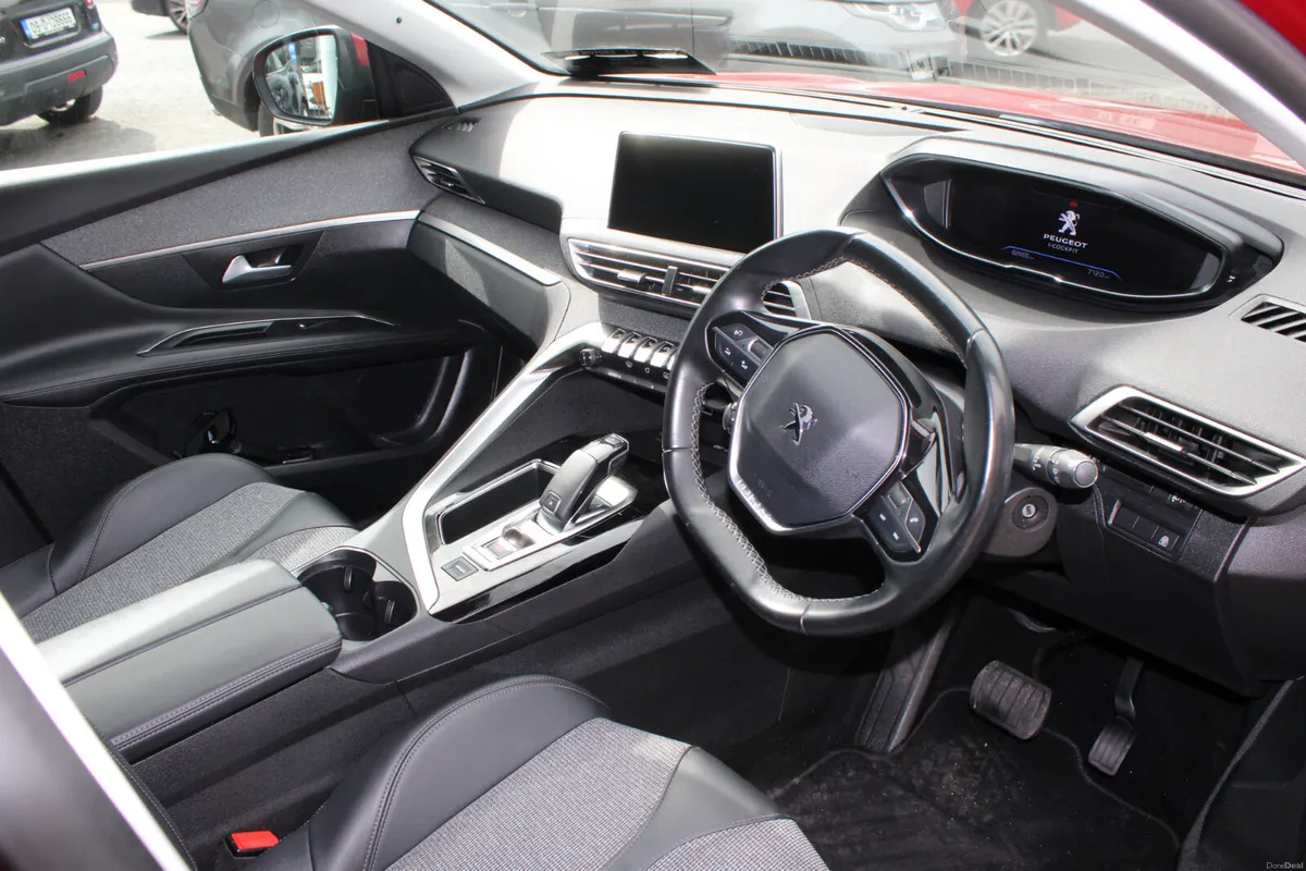 3008 - 1.2L - AUTOMATICE - ALLURE - HIGH SPEC - Image 6