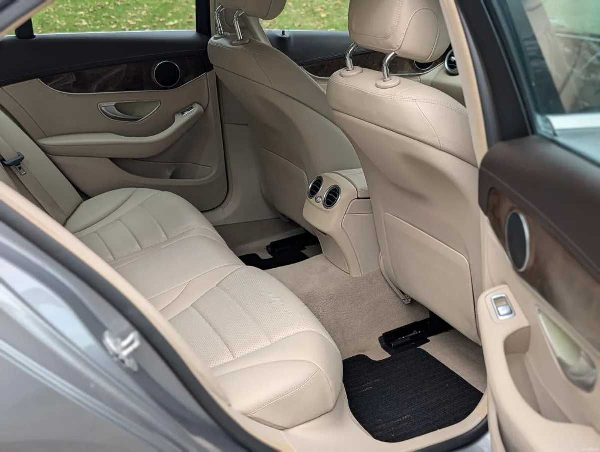 2015 MERCEDES BENZ C SERIES 200 BLUETEC EXCLUSIVE - Image 6