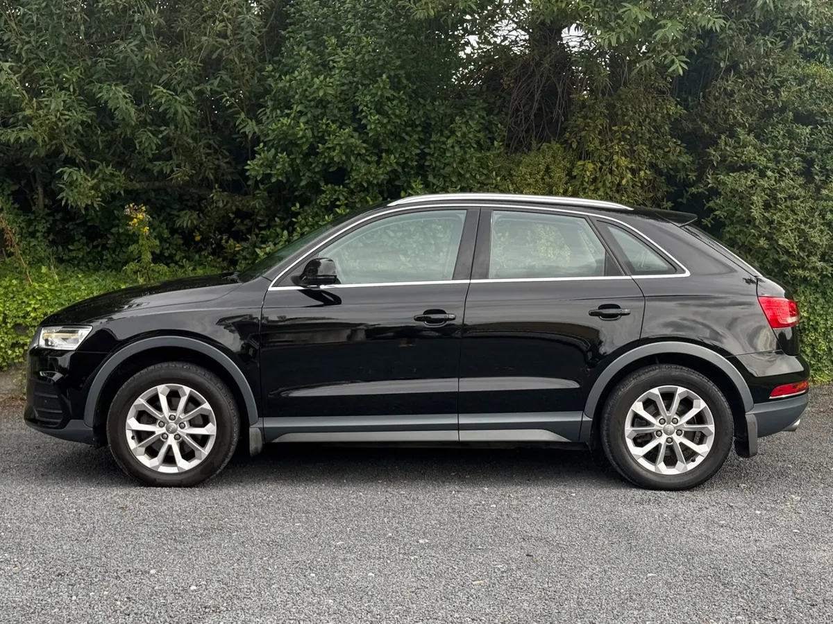 Audi Q3 SE (2L Diesel) - Image 6