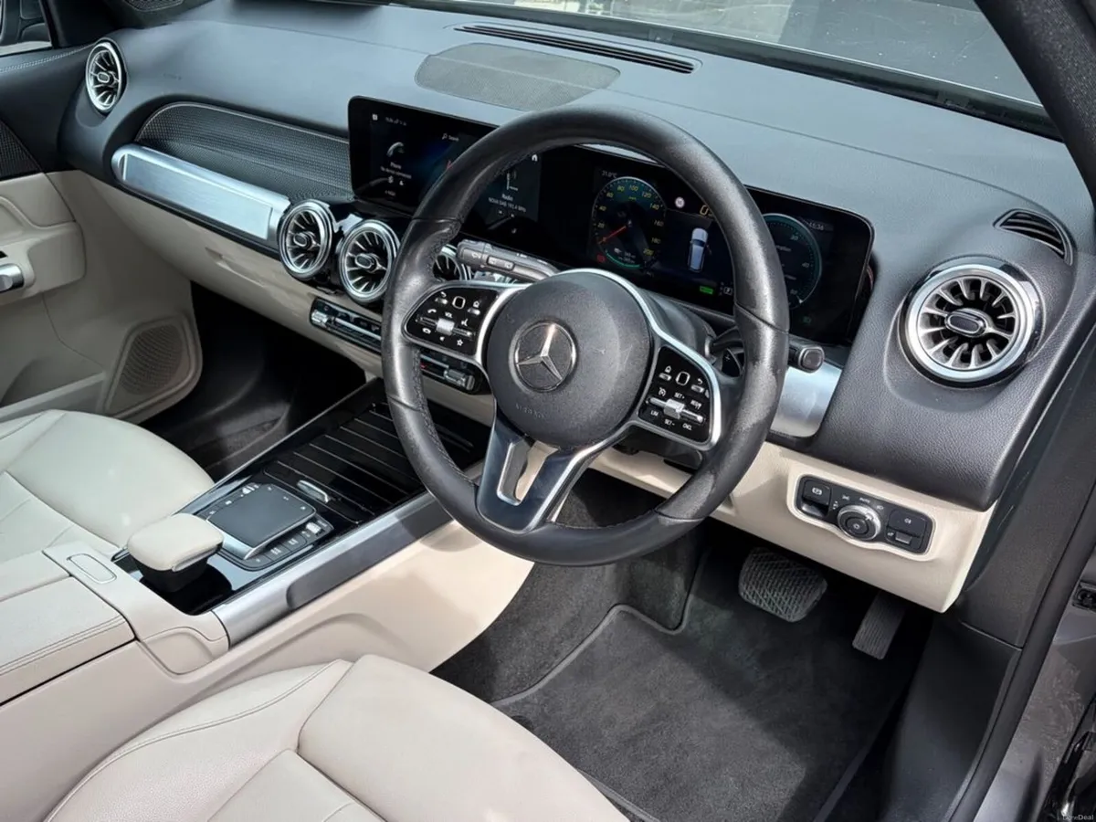 Mercedes-Benz EQB 300 4MATIC 7 SEAT 5DR AUTO - Image 2