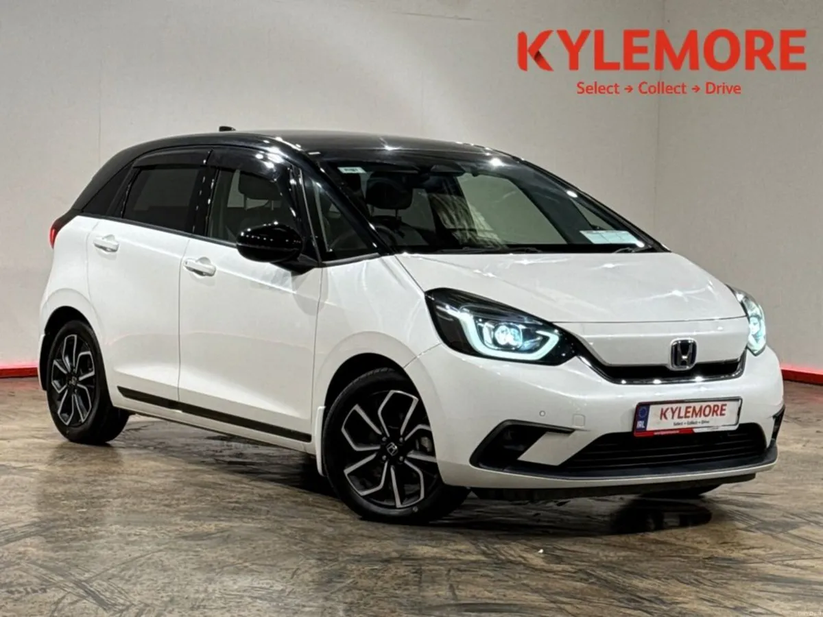Honda Fit 1.5 HYBRID AUTOMATIC - WHITE/BLACK TWO T - Image 1