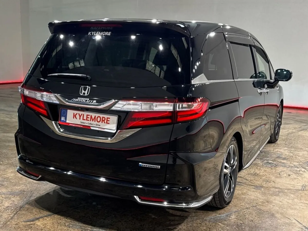 Honda Odyssey 2.0 HYBRID AUTOMATIC ABSOLUTE EDITIO - Image 3