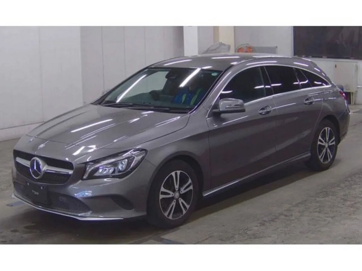 Mercedes-Benz CLA CLA 180 Shooting Brake 1.6 Petro - Image 1