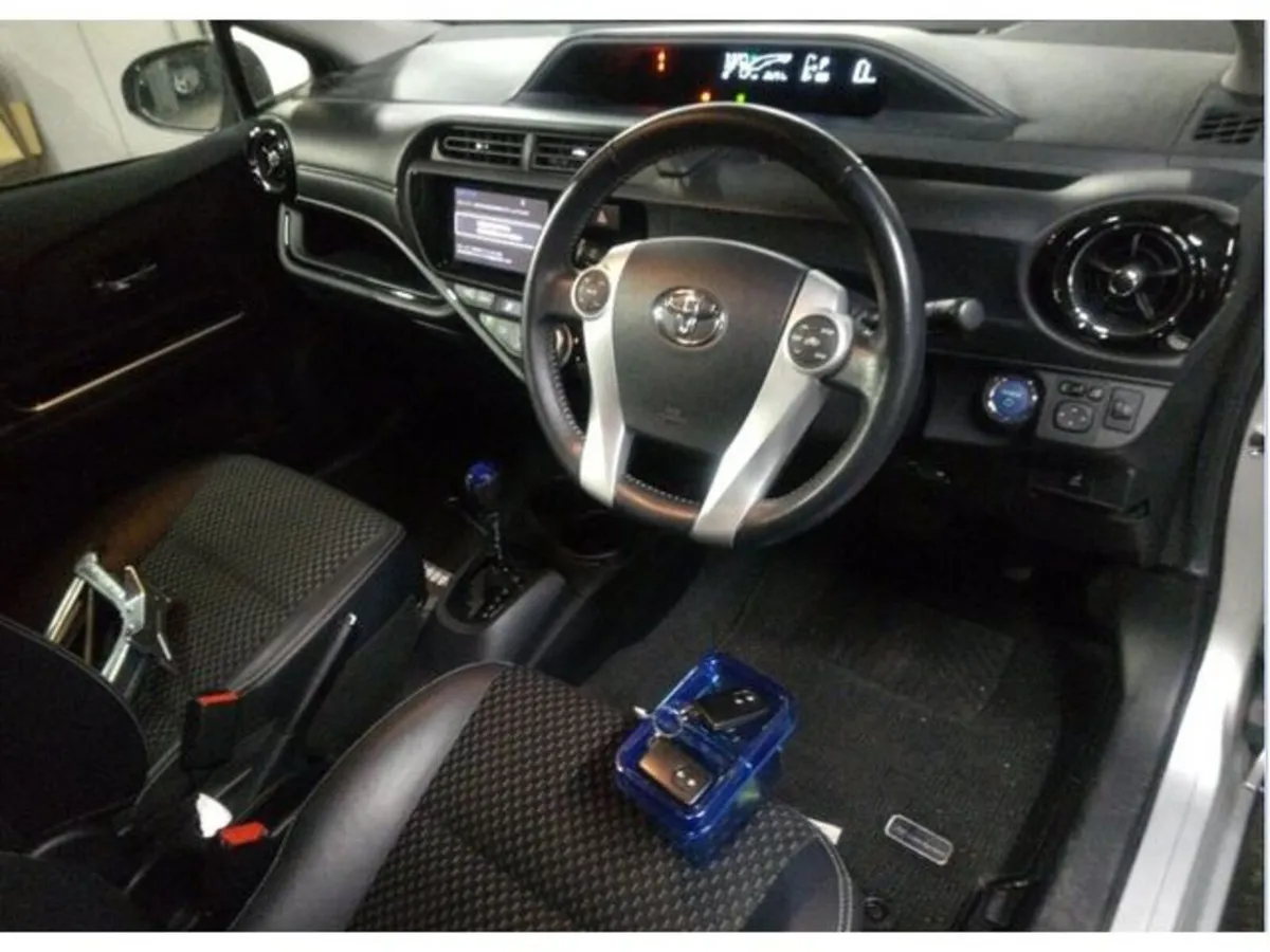 Toyota Aqua 1.5 Petrol Hybrid Auto X-Urban Grade - Image 5